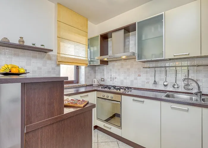 Silvia Ii With Private Pool Apartman *