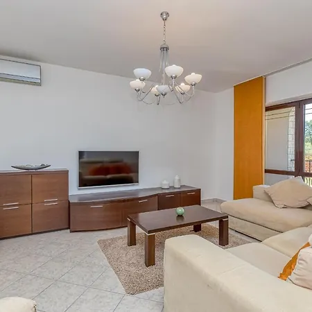 Appartement Silvia Ii With Private Pool